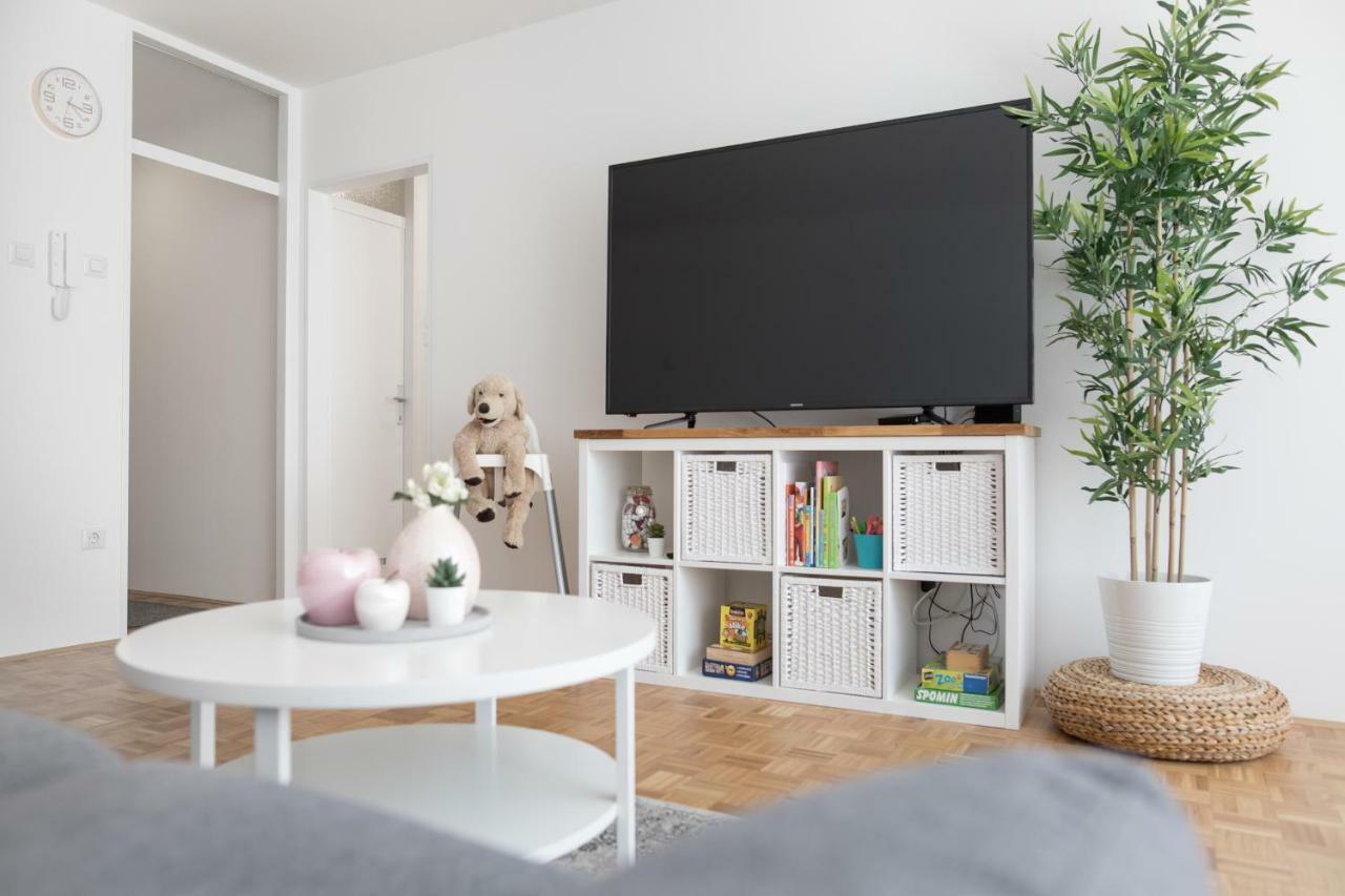 Family Apartment With Garden Ljubljana Luaran gambar